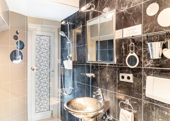 Am Wehr * Garmisch-Partenkirchen